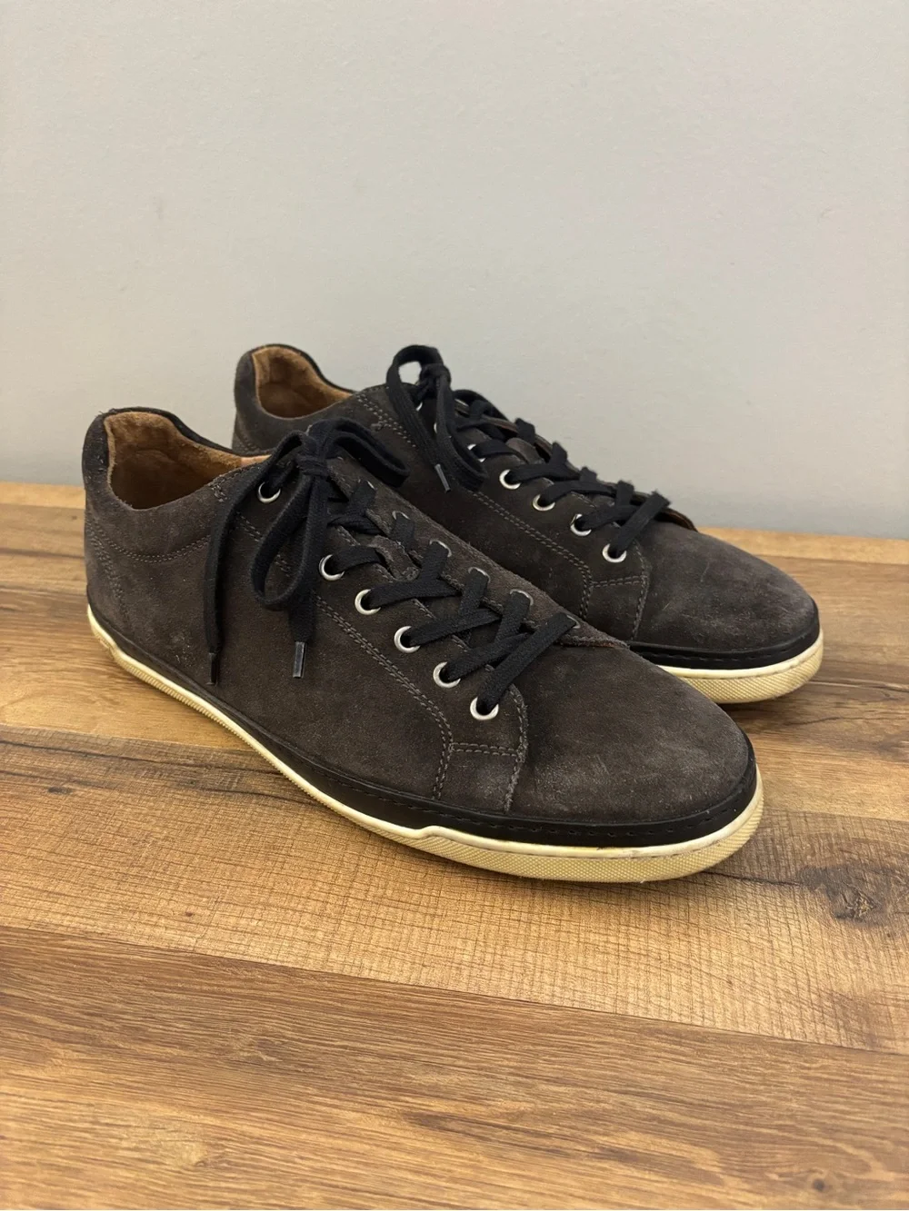 Allen Edmonds Porter Derby Sneaker Grey Suede Lace Up Shoe Men’s